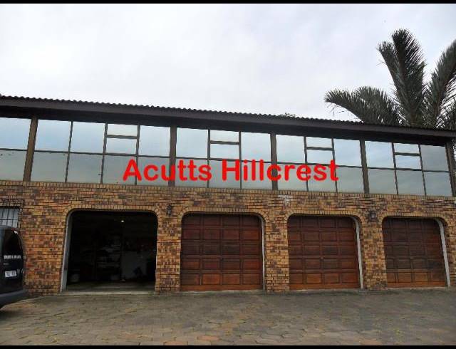 4 BEDROOM HOUSE FOR SALE IN FOREST HILLS